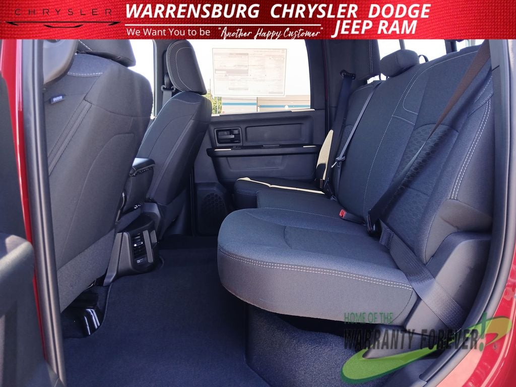 2026 RAM Ram 2500 RAM 2500 BLACK EXPRESS CREW CAB 4X4 6'4' BOX