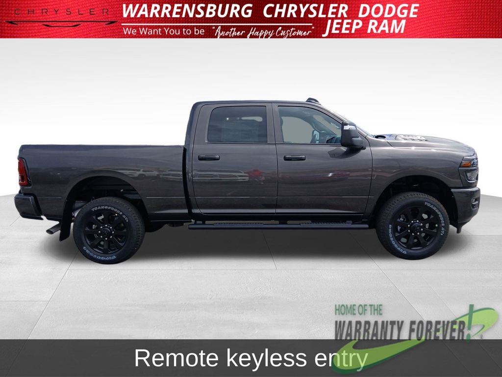 2026 RAM Ram 2500 RAM 2500 BLACK EXPRESS CREW CAB 4X4 6'4' BOX