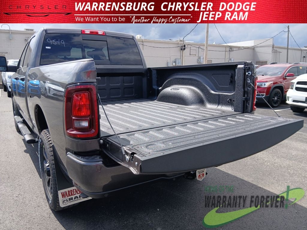 2026 RAM Ram 2500 RAM 2500 BLACK EXPRESS CREW CAB 4X4 6'4' BOX