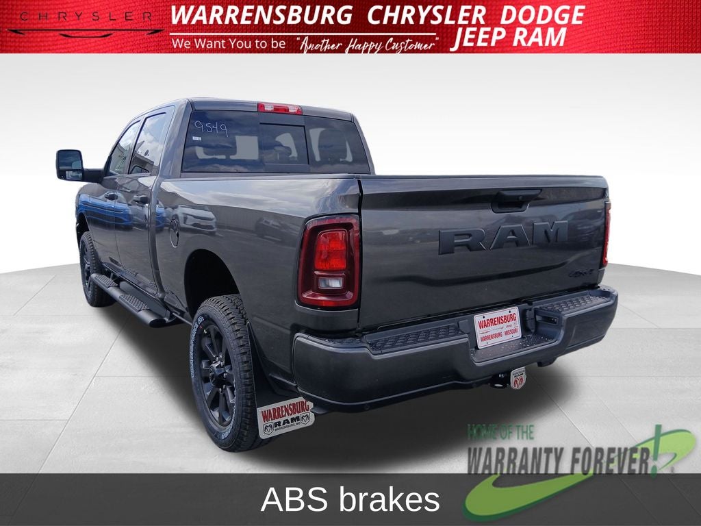 2026 RAM Ram 2500 RAM 2500 BLACK EXPRESS CREW CAB 4X4 6'4' BOX