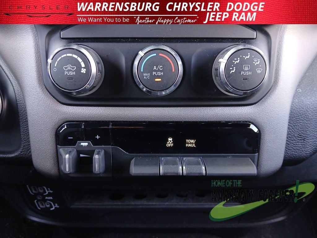 2024 RAM 2500 Big Horn Crew Cab 4x4 6'4' Box