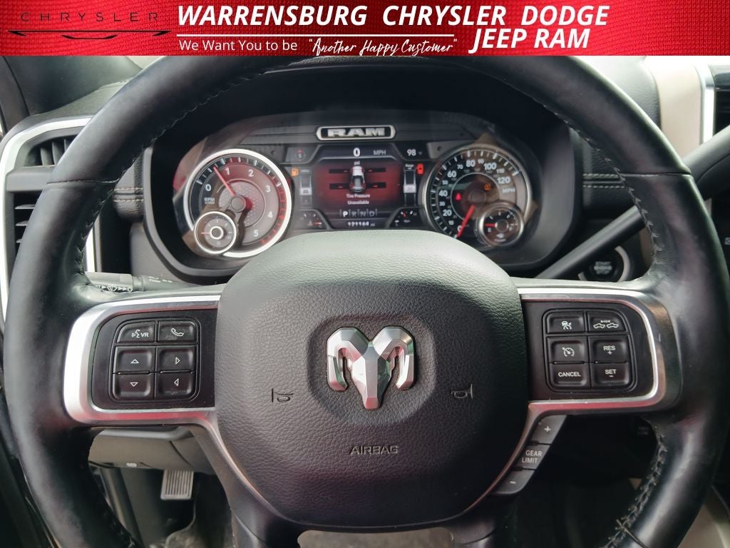 2019 RAM 2500 Laramie Crew Cab 4x4 6'4' Box