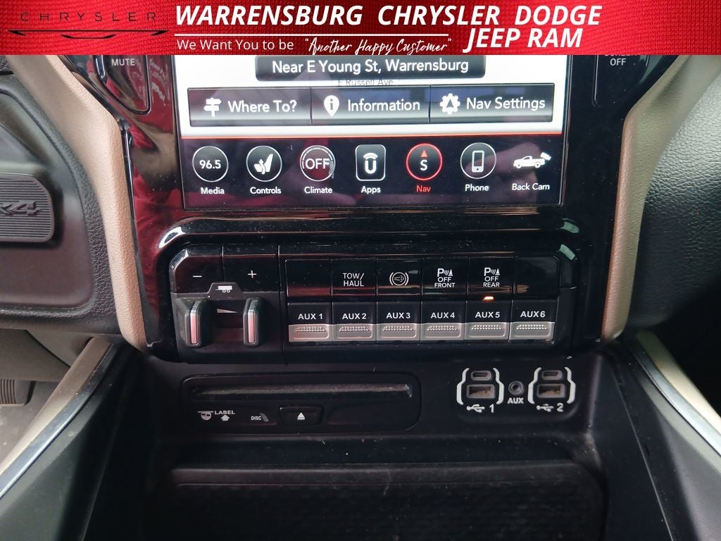 2019 RAM 2500 Laramie Crew Cab 4x4 6'4' Box