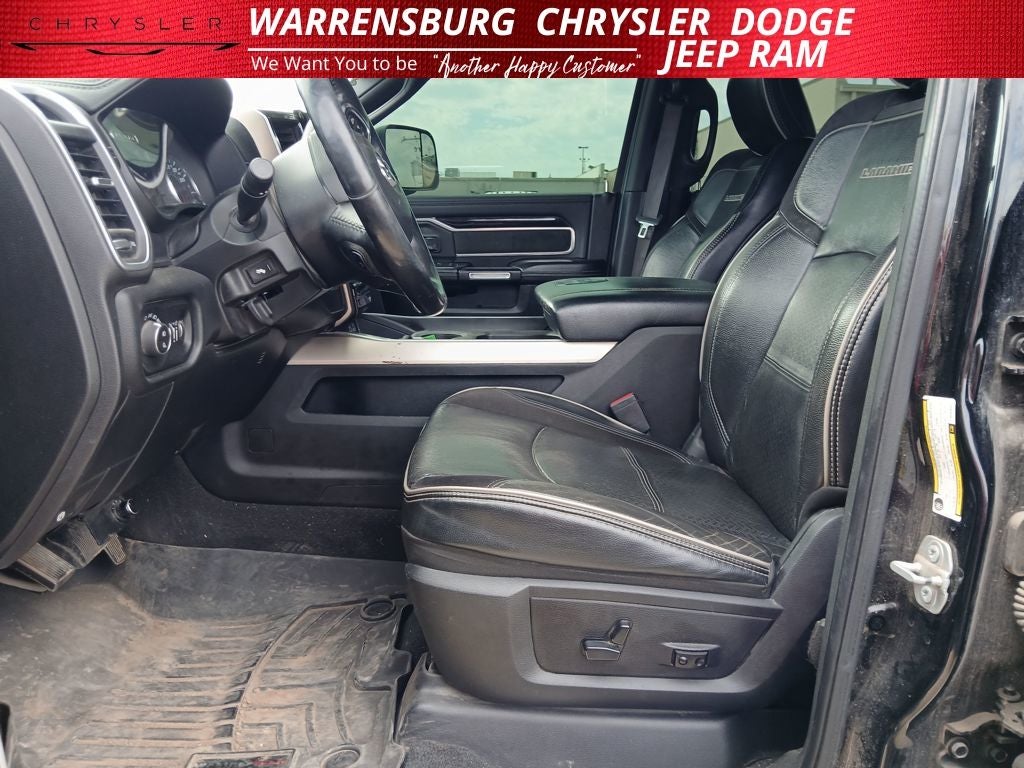 2019 RAM 2500 Laramie Crew Cab 4x4 6'4' Box