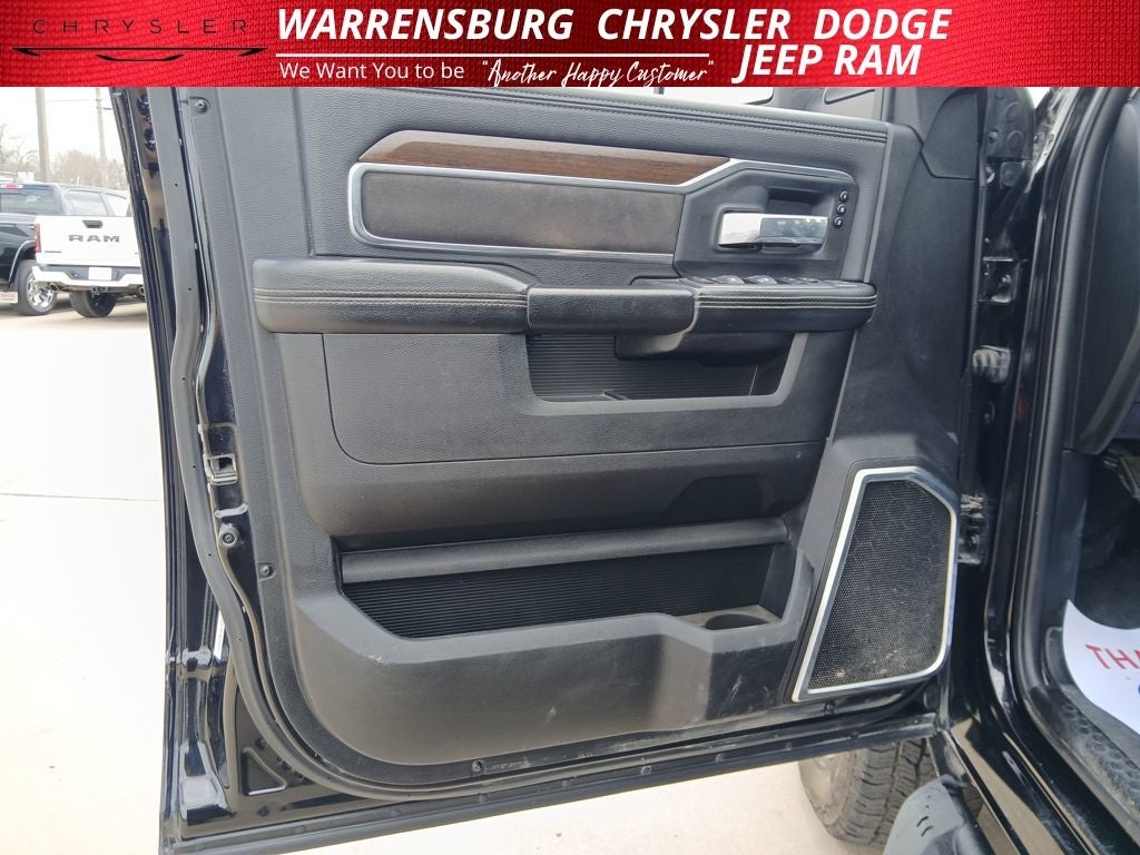 2024 RAM 2500 Laramie Crew Cab 4x4 6'4' Box