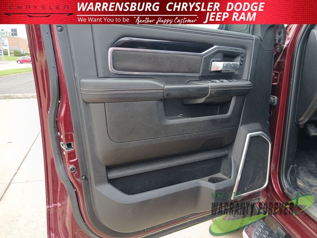 2022 RAM 2500 Laramie Crew Cab 4x4 6'4' Box