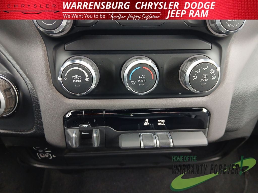 2024 RAM 2500 Big Horn Crew Cab 4x4 8' Box