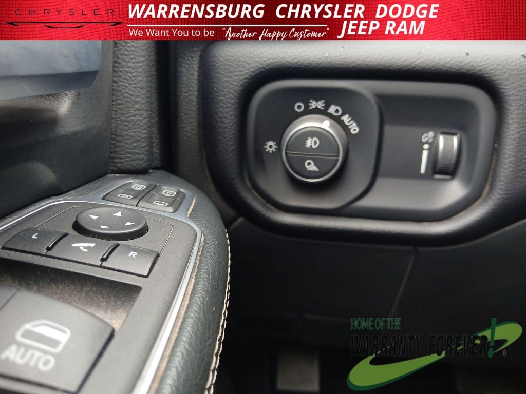 2024 RAM 2500 Big Horn Crew Cab 4x4 8' Box