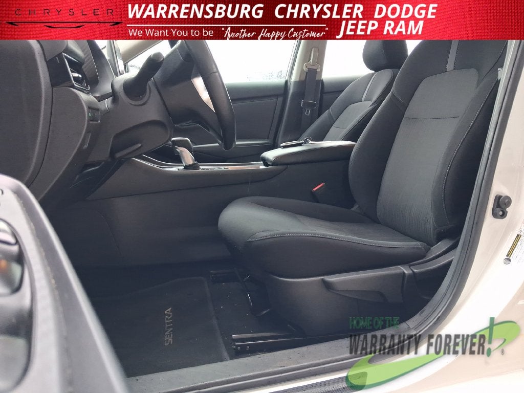 2024 Nissan Sentra SV Xtronic CVT