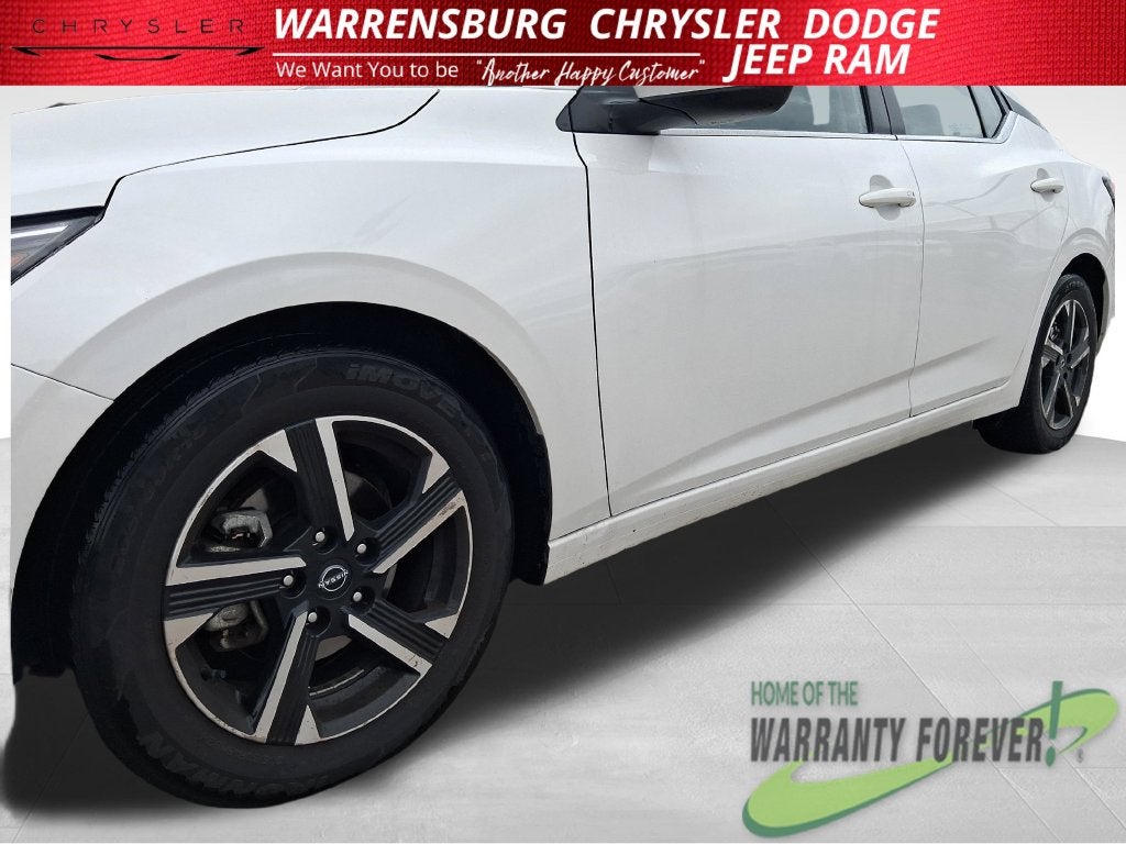 2024 Nissan Sentra SV Xtronic CVT
