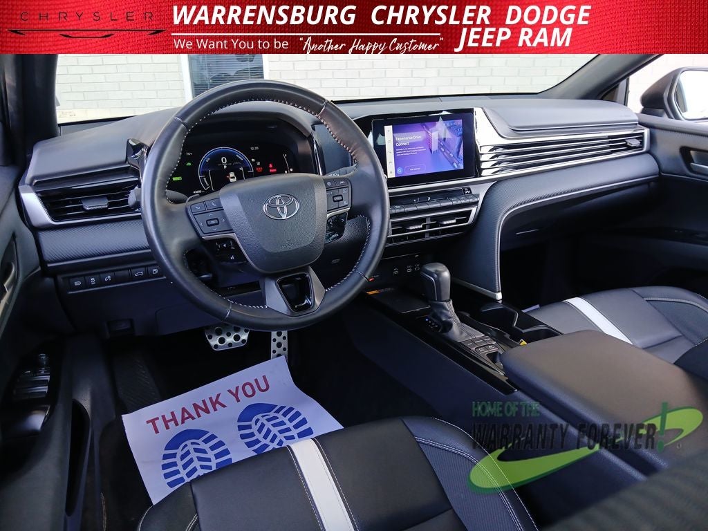 2025 Toyota Camry SE