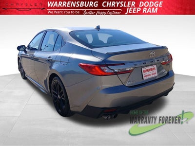 2025 Toyota Camry SE