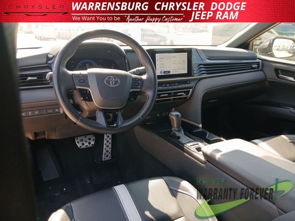 2025 Toyota Camry SE