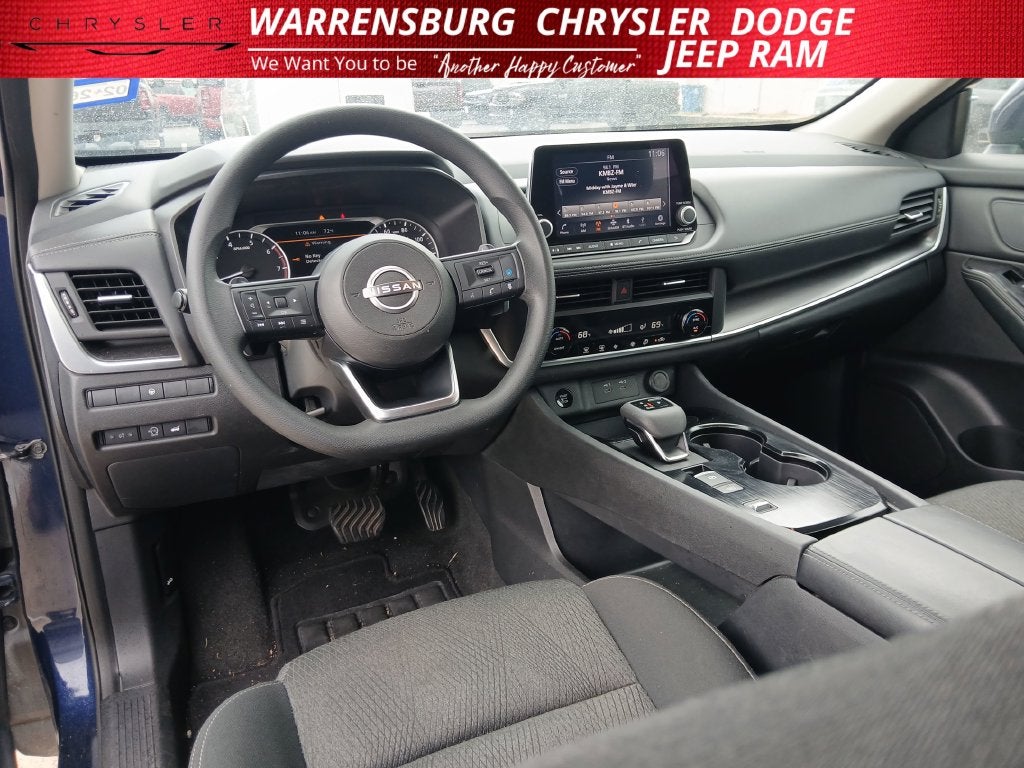 2024 Nissan Rogue SV FWD