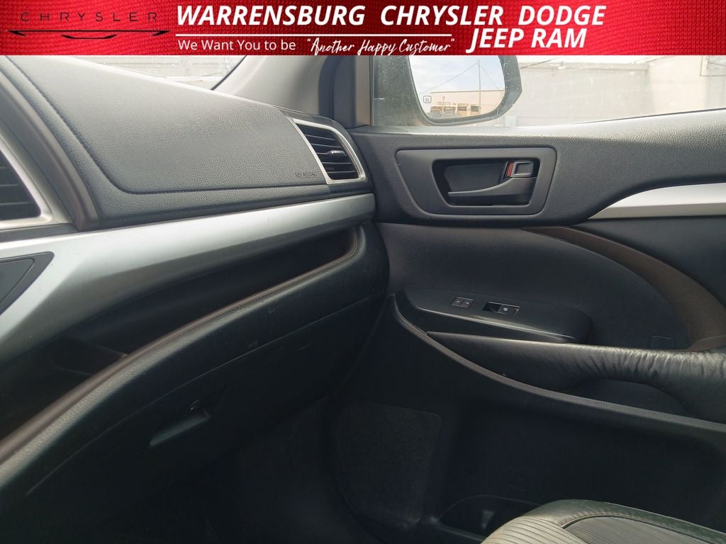 2016 Toyota Highlander LE Plus V6