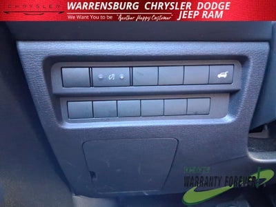 2024 Mitsubishi Outlander Base