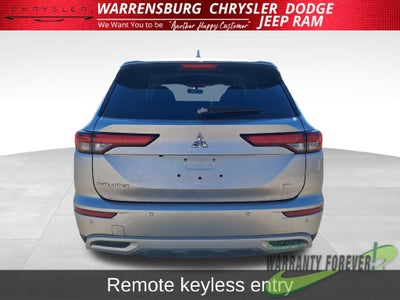 2024 Mitsubishi Outlander Base