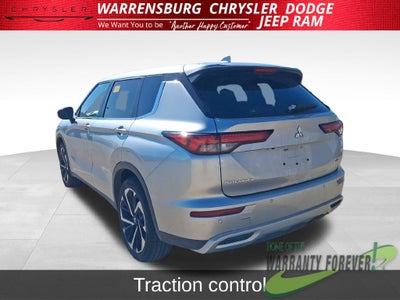 2024 Mitsubishi Outlander Base