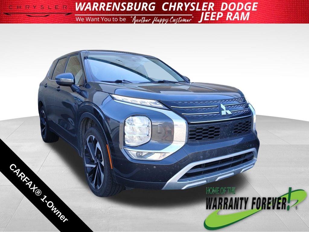 2024 Mitsubishi Outlander Base