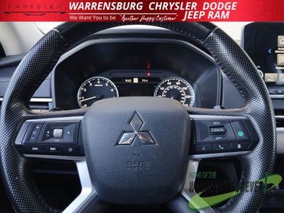 2024 Mitsubishi Outlander Base