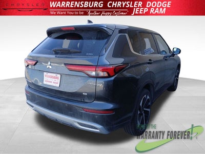 2024 Mitsubishi Outlander Base