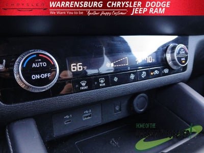 2024 Mitsubishi Outlander Base