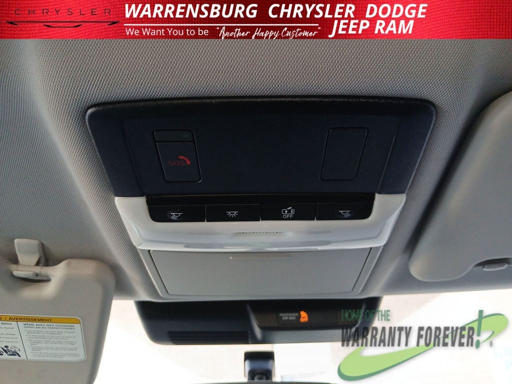 2024 Mitsubishi Outlander Base