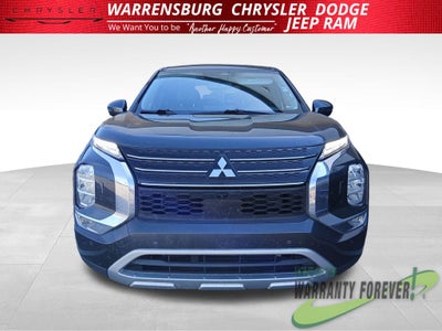 2024 Mitsubishi Outlander Base